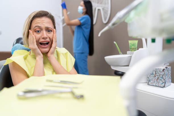 Best Emergency Tooth Extraction in Combes, TX